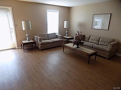 255 Ridgeview Dr, Alburtis, PA 18011 - photo 5