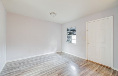 14324 Eagle Pass St unit 4, Houston, TX 77015 - photo 5