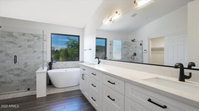 33-Master Bath-1