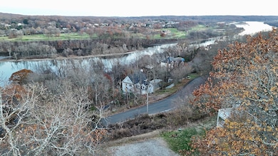 88 Rocky Rest Rd, Shelton, CT 06484 - photo 2