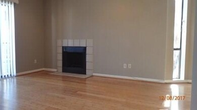 2002 N Fitzhugh Ave unit 6, Dallas, TX 75204 - photo 6