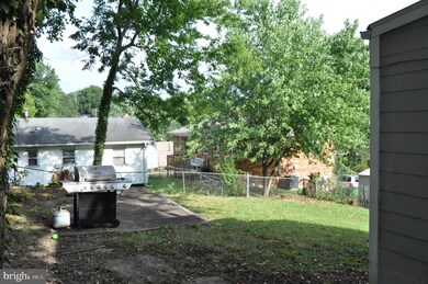 630 Larchmont Ave, Capitol Heights, MD 20743 - photo 5