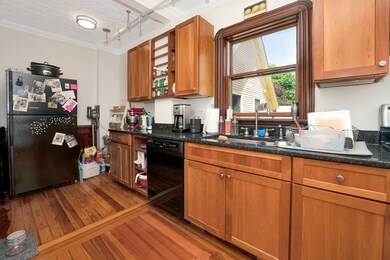 37 Sargent St unit 2, Cambridge, MA 02140 - photo 6