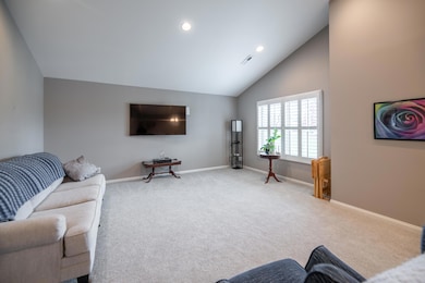 646 Hidden Pine Way, Fort Mitchell, KY 41017 - photo 6