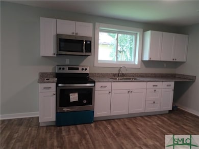 1016 W 42nd St, Savannah, GA 31415 - photo 6