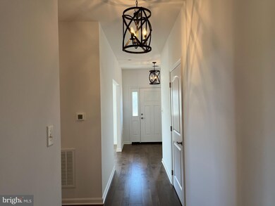 1744 Meridian Dr, Hagerstown, MD 21742 - photo 6