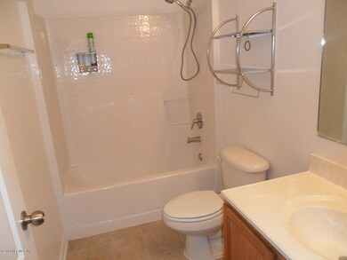 3204 Brookasher Dr, Jacksonville, FL 32218 - photo 2