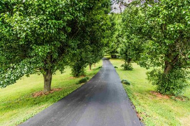 460 Goss Parrish Dr, Bowling Green, KY 42103 - photo 3