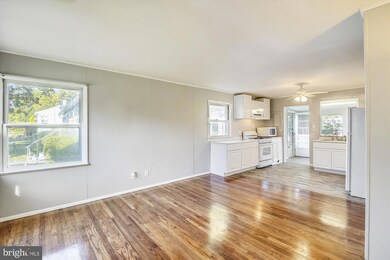 94 Meem Ave, Gaithersburg, MD 20877 - photo 5