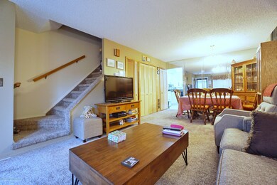 18 Arrowood Ct unit 116, Staten Island, NY 10309 - photo 3