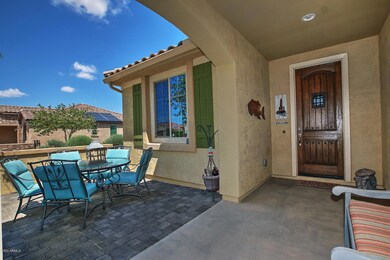 7502 W Merriweather Way-large-004-043-Fr