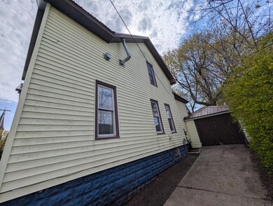 310 Sycamore St, Manistee, MI 49660 - photo 7