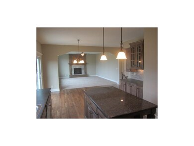 322 Sycamore St, Raymore, MO 64083 - photo 3