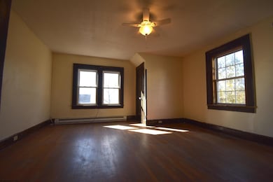 662 Spruce St, Morgantown, WV 26505 - photo 6