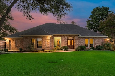 1801 Glenbrook Ct, Bedford, TX 76021 - photo 2