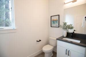 7 Powder Bath Downstairs Picture is mode