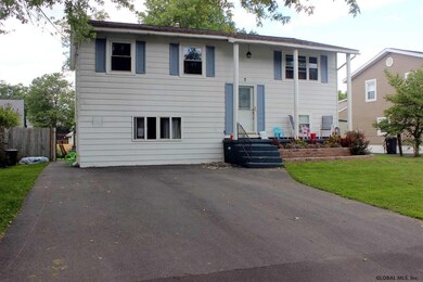 7 Red Oak Dr, Schenectady, NY 12302 - photo 2