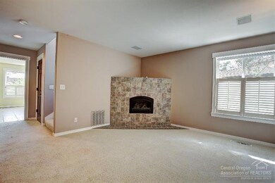 unlisted-address, Bend, OR 97701 - photo 7