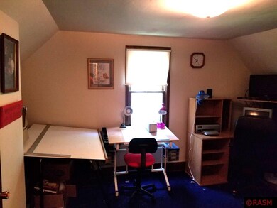 1610 N Jefferson St, New Ulm, MN 56073 - photo 5