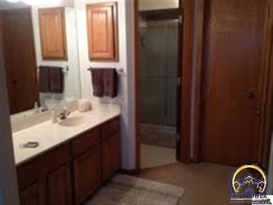 13766 Prairie Falcon Rd, Maple Hill, KS 66507 - photo 7