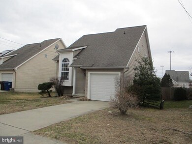 215 Sylvan St, Riverside, NJ 08075 - photo 2