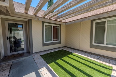 3886 New Haven Dr, Riverside, CA 92505 - photo 5