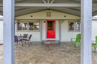 _Front Porch