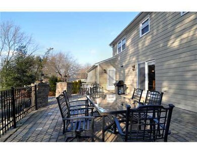 28 Applewood Rd, Cranston, RI 02920 - photo 3