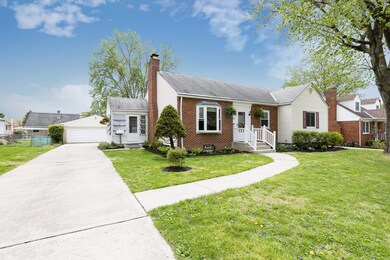 3 Exterior Front -3