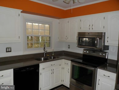 21529 Lynn Dr, Lexington Park, MD 20653 - photo 5