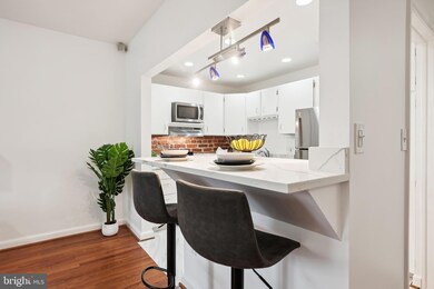 1833 California St NW unit 403, Washington, DC 20009 - photo 6