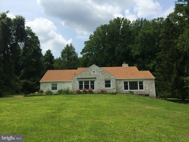 1192 Wisteria Dr, Malvern, PA 19355 - photo 3