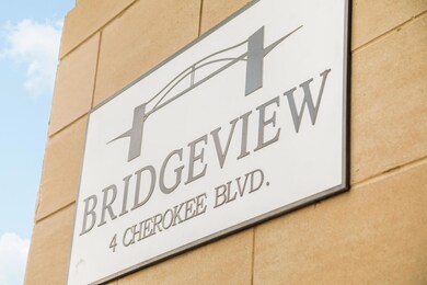 4_Cherokee_Blvd_417_01