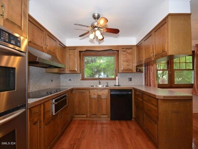 29 Midbrook Ln, Old Greenwich, CT 06870 - photo 5