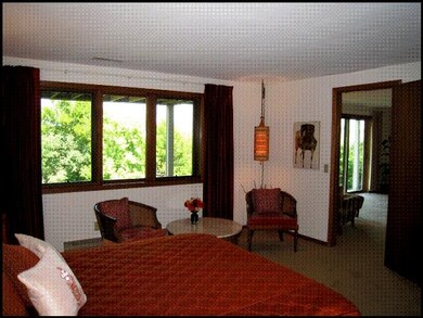 3412 Valley Creek Cir, Middleton, WI 53562 - photo 5