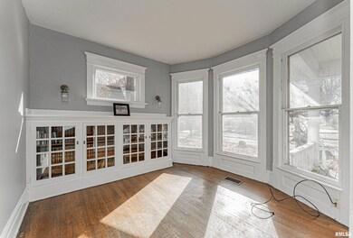 304 Lincoln Ave, Lincoln, IL 62656 - photo 7