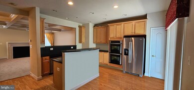 711 Hidden Marsh St, Gaithersburg, MD 20877 - photo 4