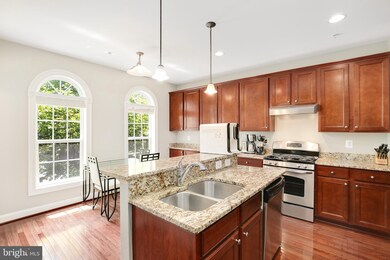 655 Pullman Place, Gaithersburg, MD 20877 - photo 6