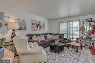 419 Terry Ct, Frederick, MD 21701 - photo 2