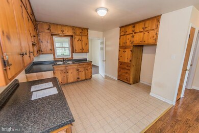 105 Rose Hill Ln, Toms Brook, VA 22660 - photo 6