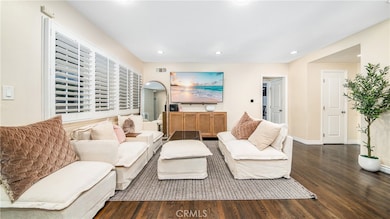 15852 Index St, Granada Hills, CA 91344 - photo 4