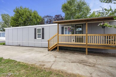 3-web-or-mls-2048-w-windermere-ave