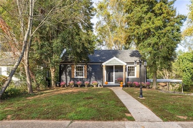 1110 Magnolia St, Winston Salem, NC 27103 - photo 2