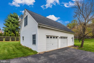 9811 Log House Ct, Gaithersburg, MD 20882 - photo 3