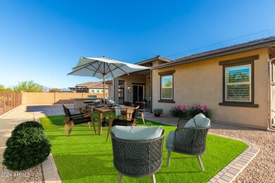 Staged - outdoor entertaining