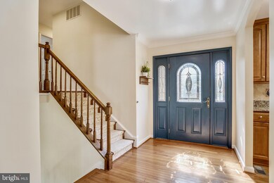 9640 Cinnamon Creek Dr, Vienna, VA 22182 - photo 2