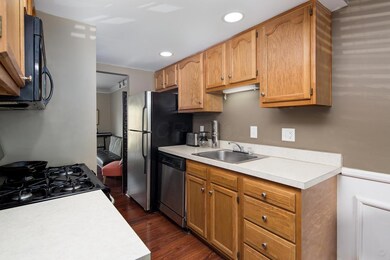 2601oldehill_kitchen01-copy