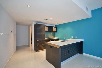 200 Biscayne Boulevard Way unit 4206, Miami, FL 33131 - photo 2