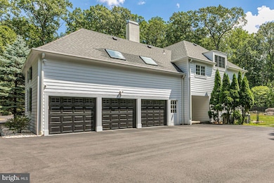 251 Bouvant Dr, Princeton, NJ 08540 - photo 3