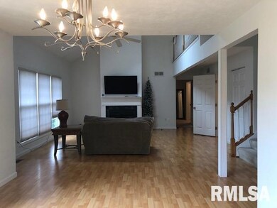 4622 N Weaverridge Blvd, Peoria, IL 61615 - photo 2